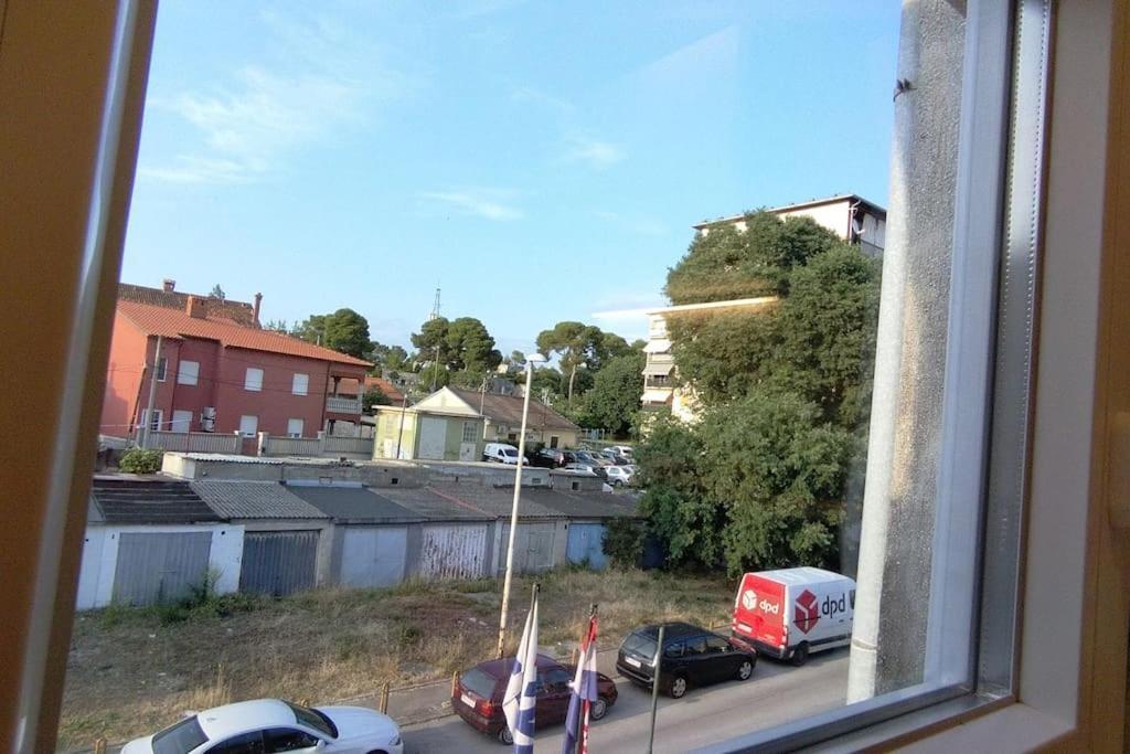 Cute Apartment Marla Art Close To Center Πούλα Εξωτερικό φωτογραφία